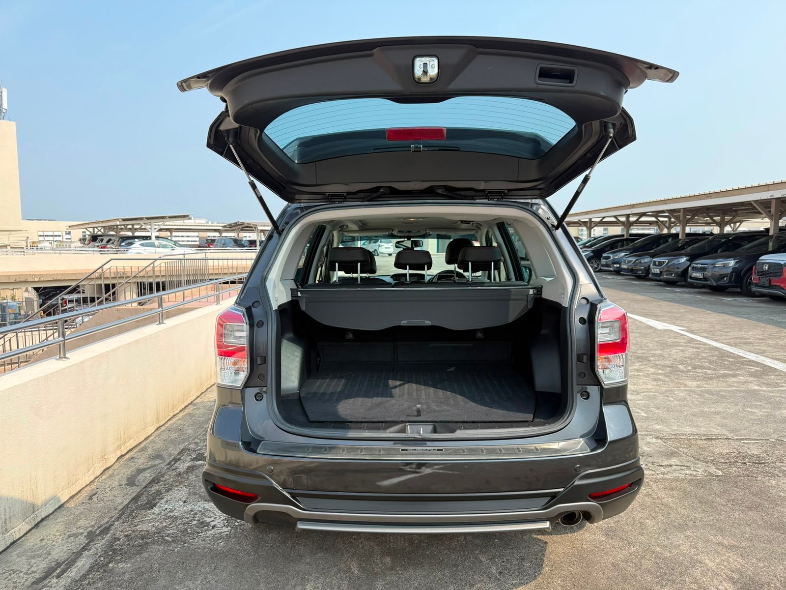 Subaru Forester 2.0i-L AWD photo 9